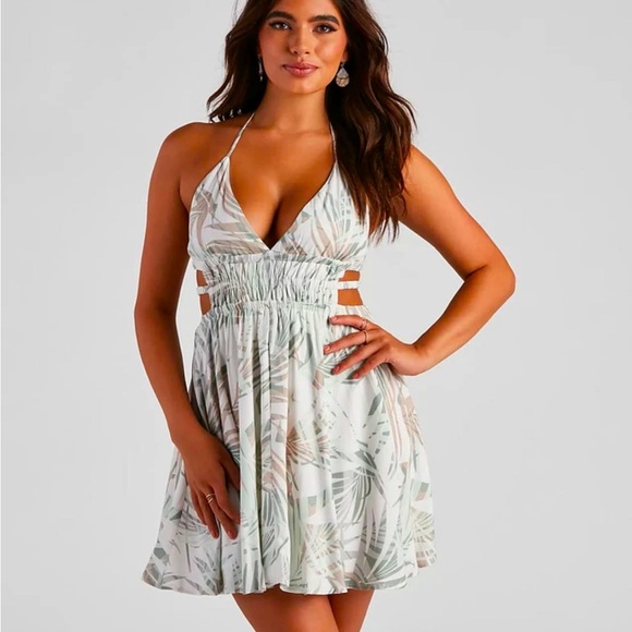 Tropical 🏝️ Palm Print Halter Dress Sz: Large - Picture 3 of 8